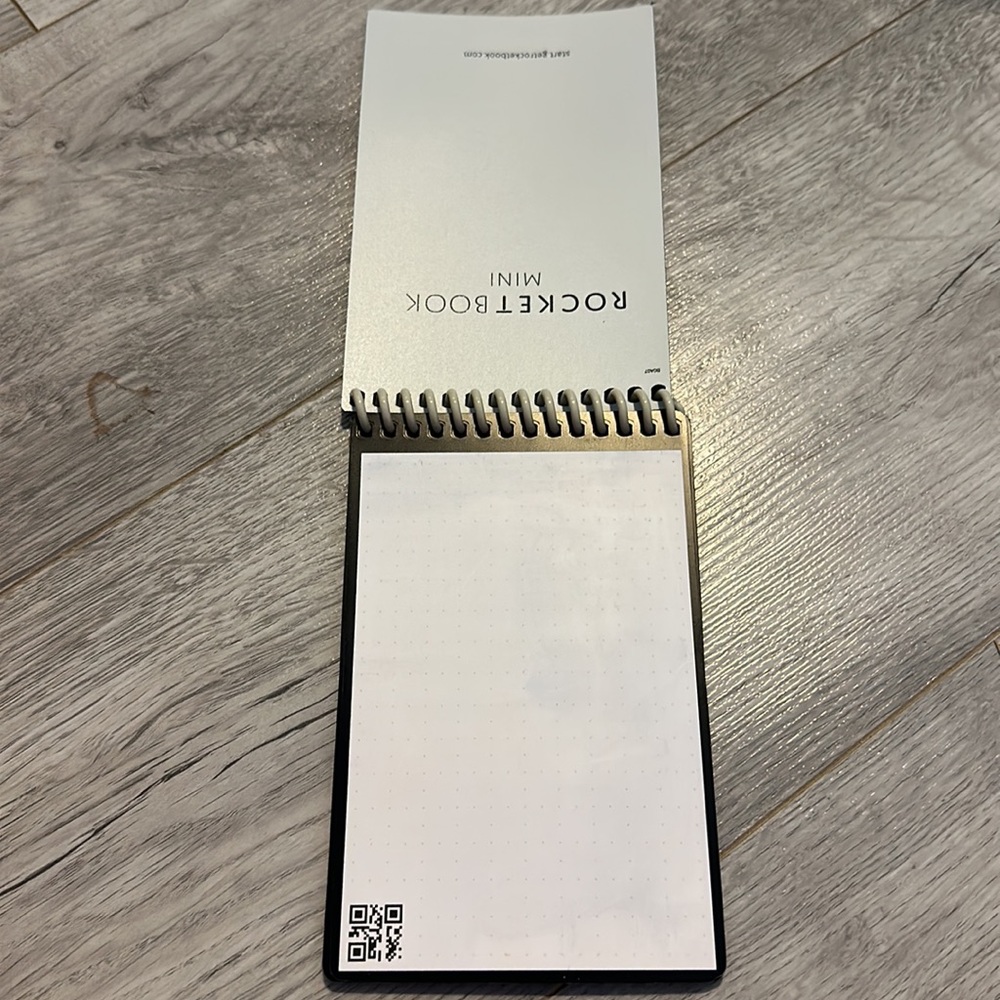 Mini rocket book - Picture 2 of 2